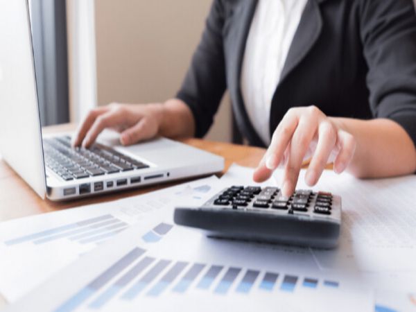 Làm chứng chỉ kế toán trưởng phù hợp với những ai