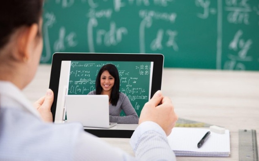 Vậy bằng đại học từ xa có được chuyển ngạch không?