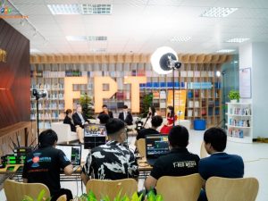 Làm Bằng Đại Học FPT Phôi Thật Hồ Sơ Gốc Tại Trường